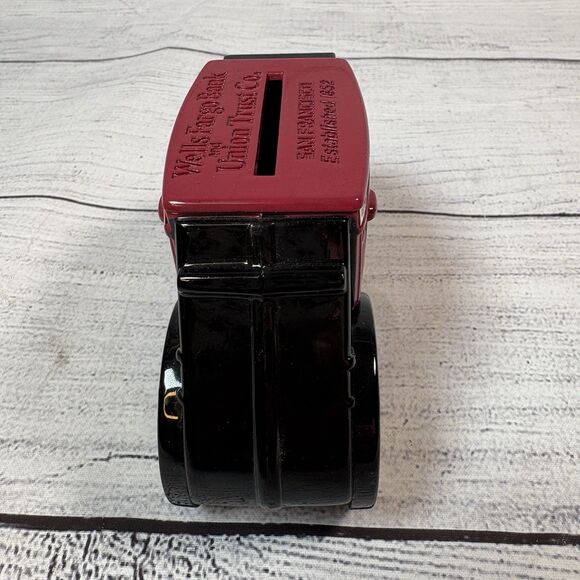 Wells Fargo Stage Coach Replica Diecast Metal Coin Bank Vtg 1998 No Key - Picture 4 of 5